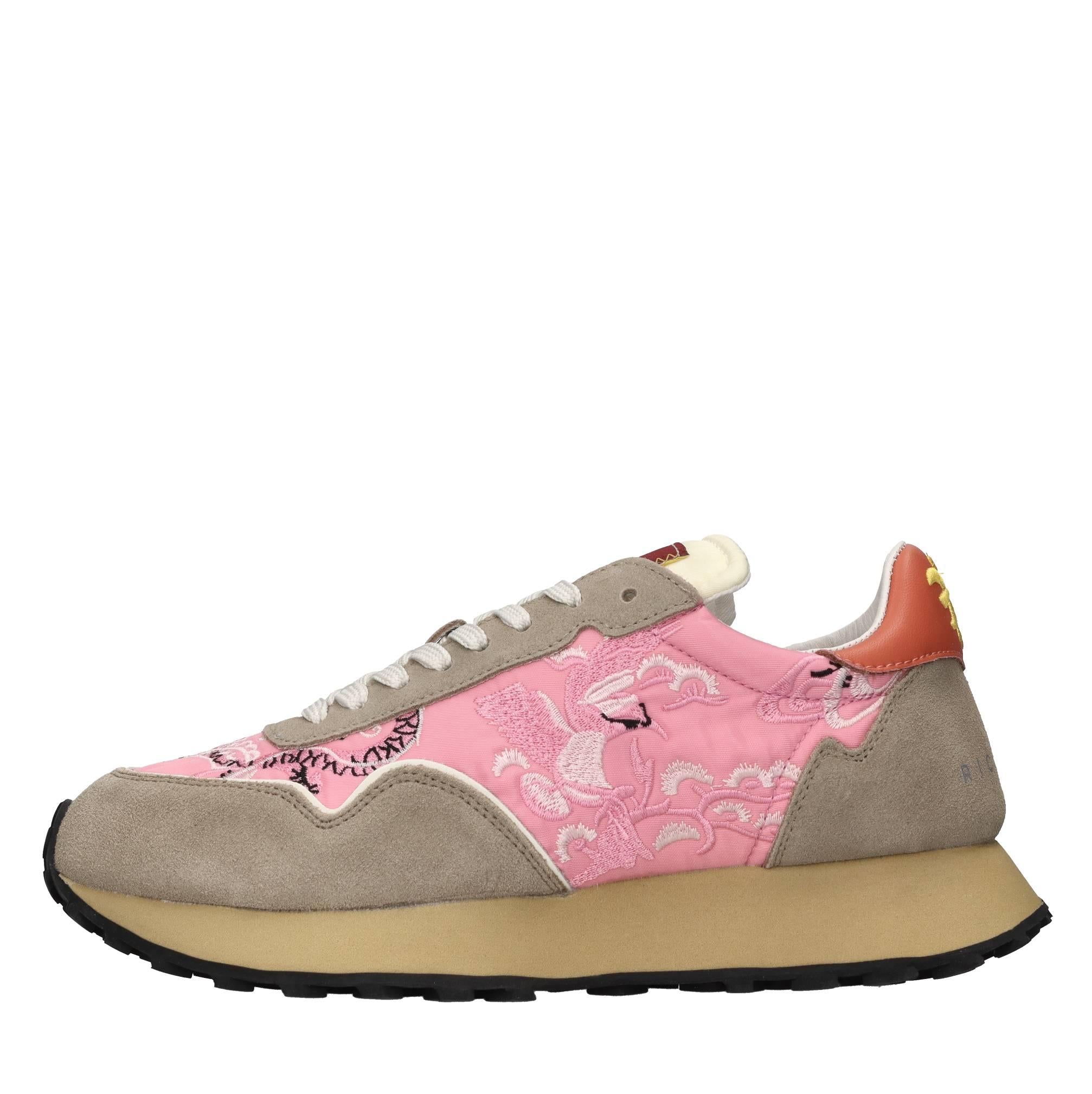 Sneakers in tessuto e camoscio 