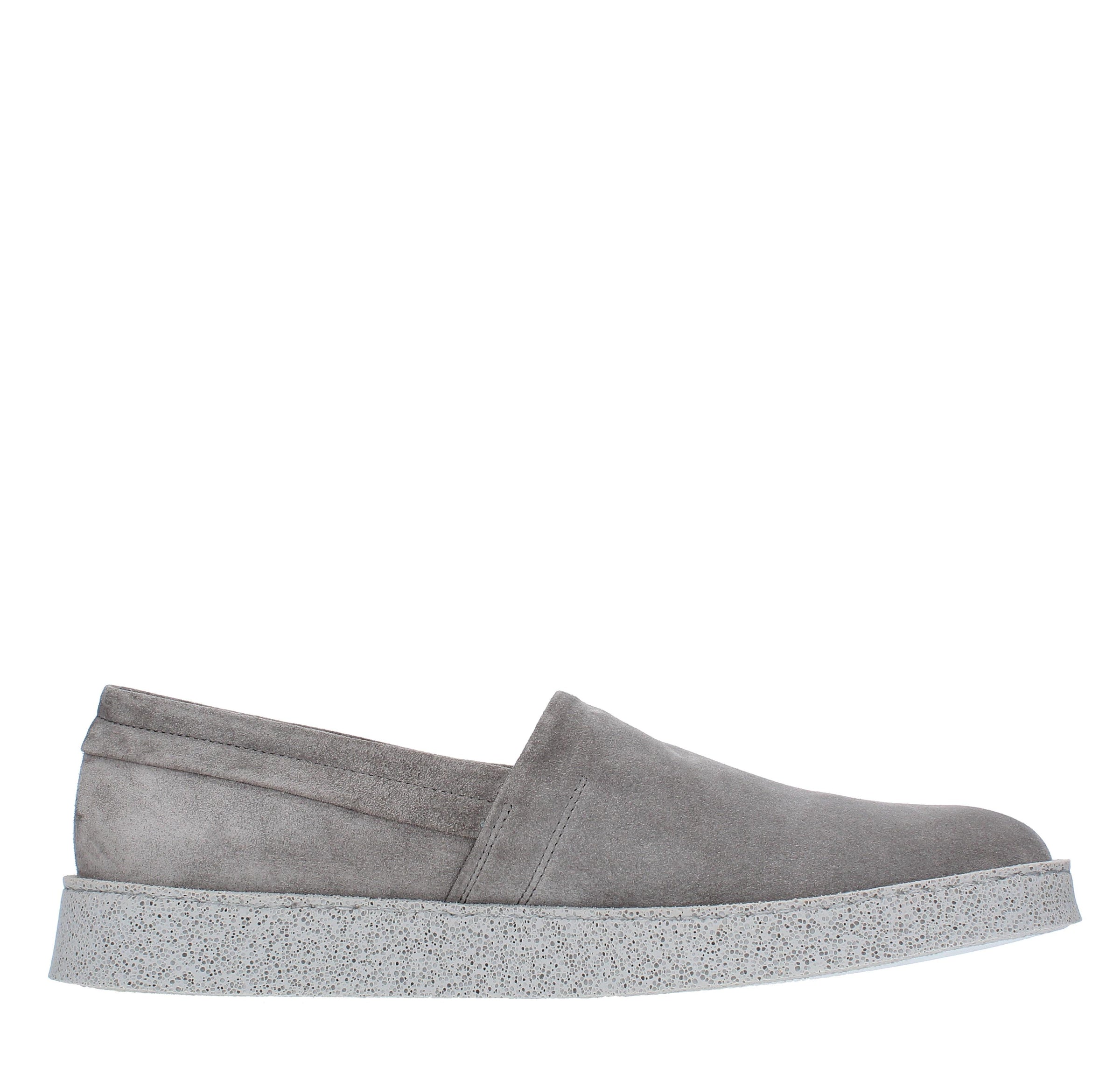 Slip on in camoscio 