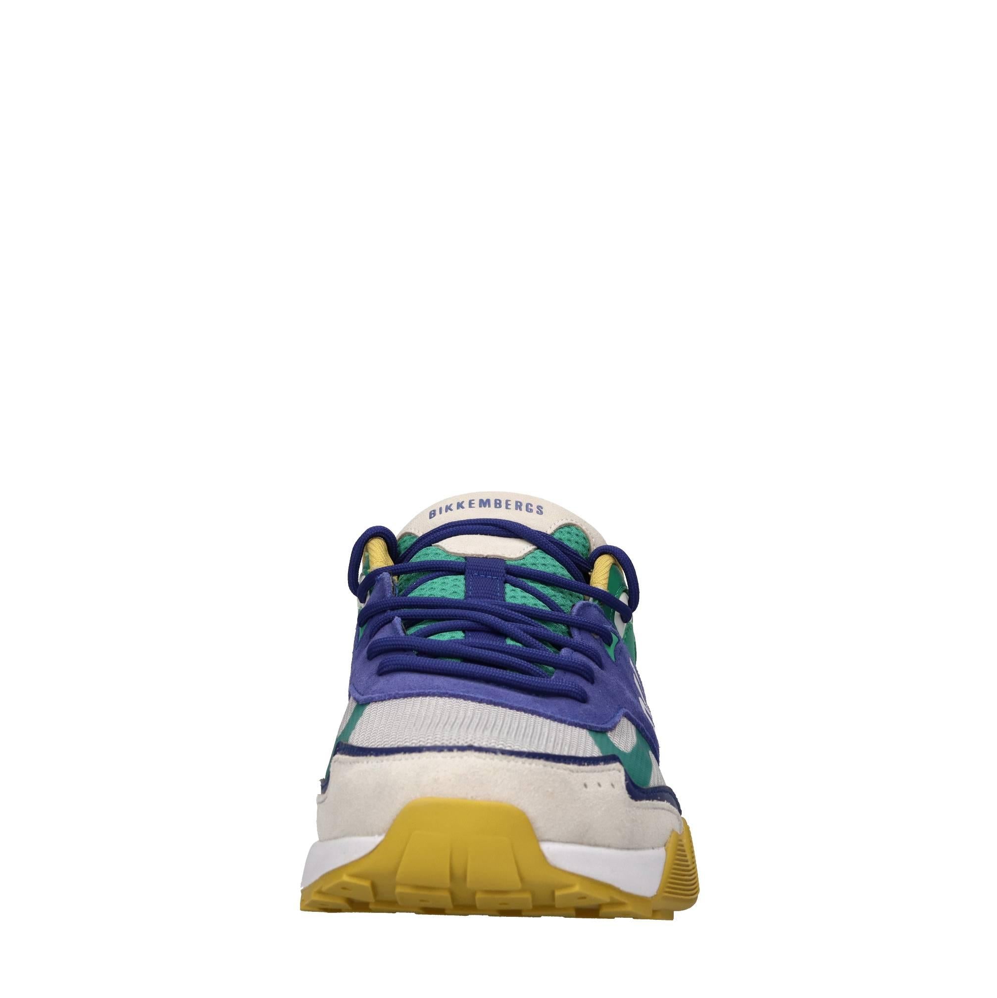 Sneakers in camoscio e tessuto 