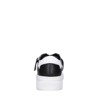Sneakers in pelle 