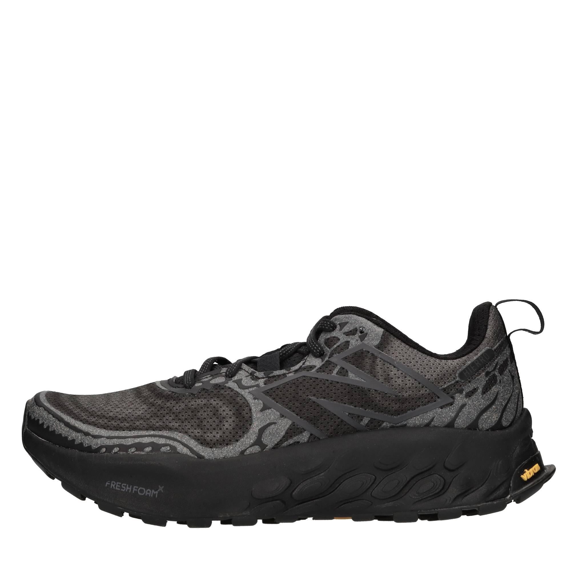 Sneakers in tessuto 