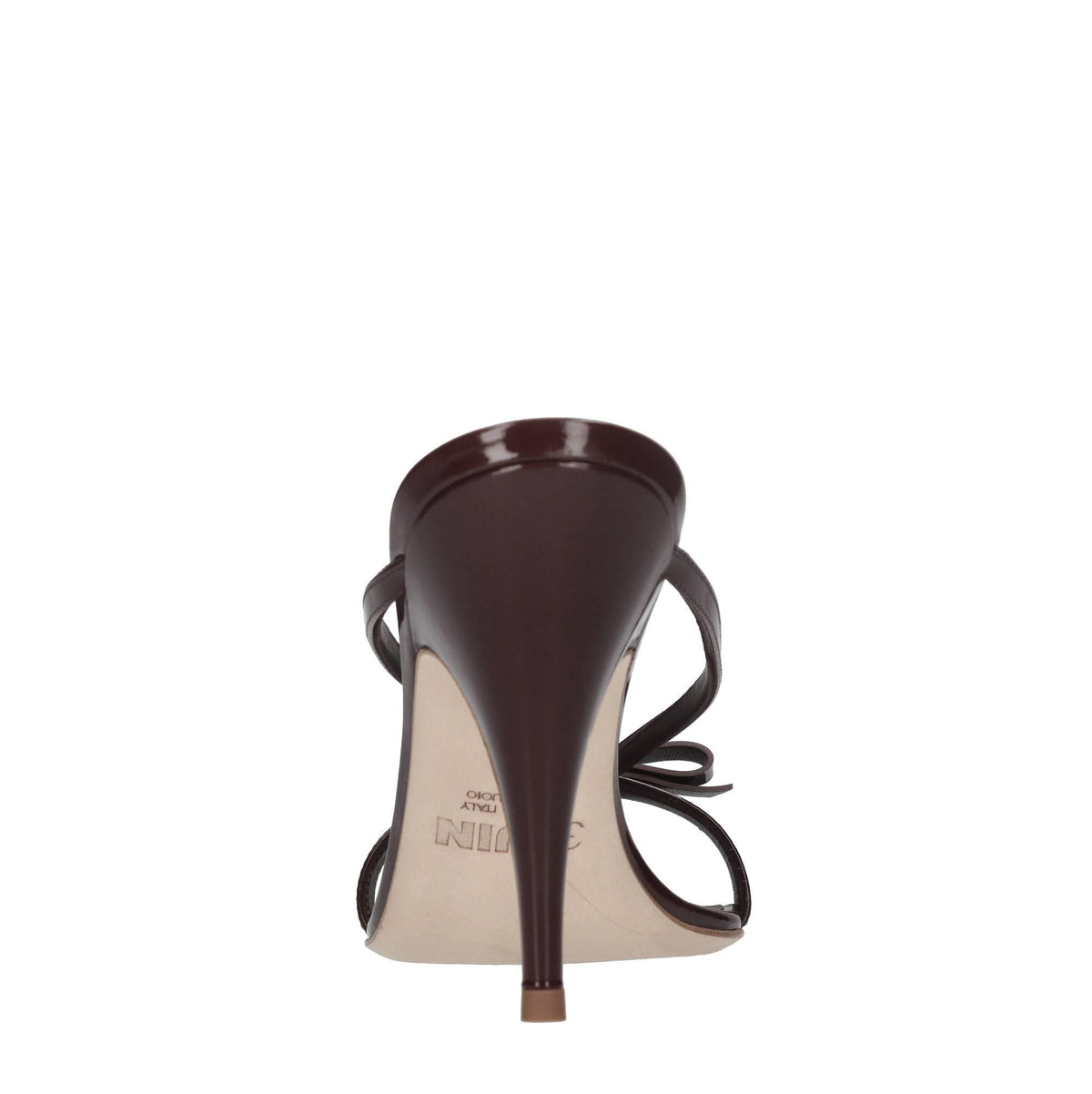 Mules Natalia in vernice. 