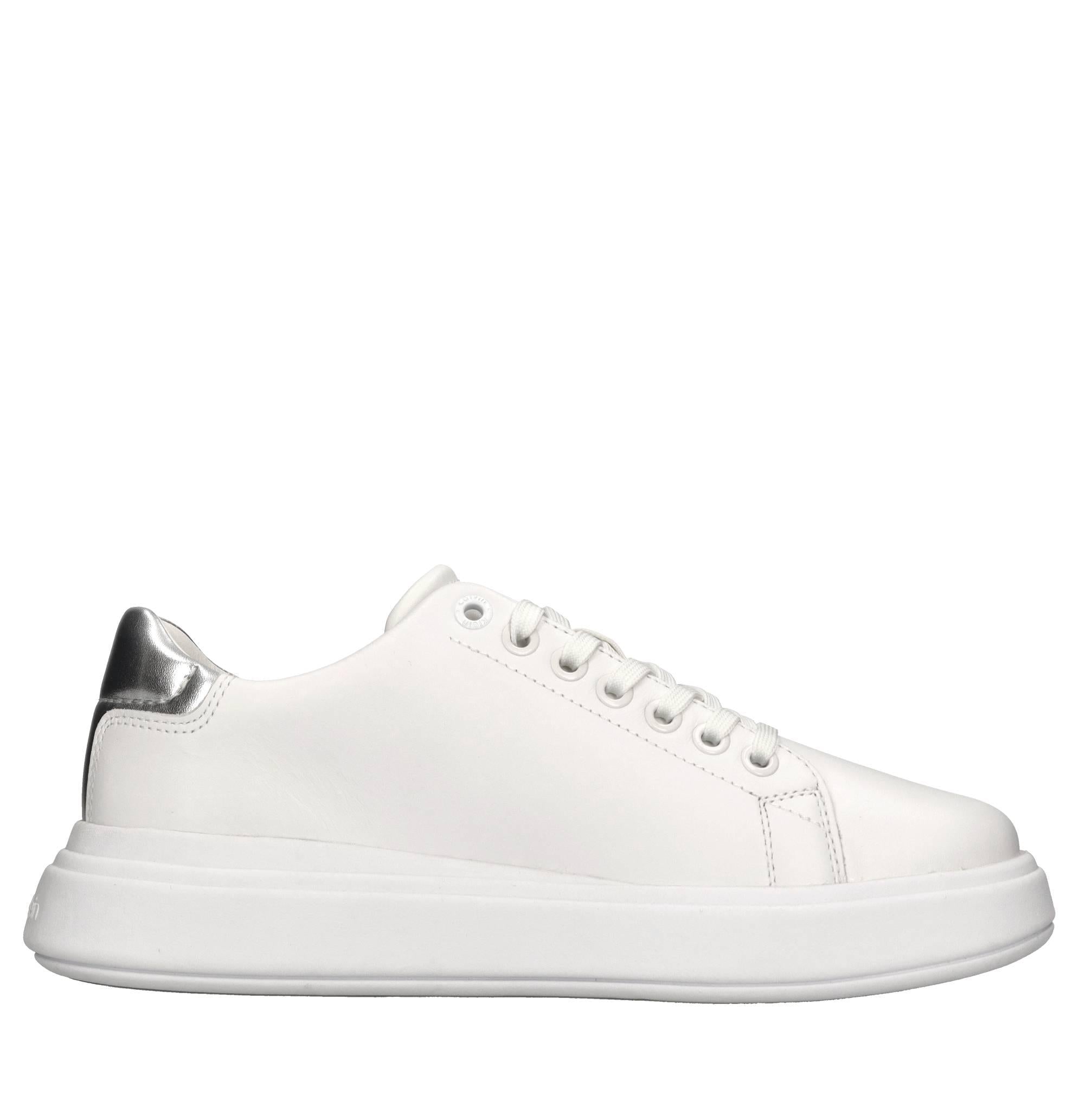 Sneakers in pelle 