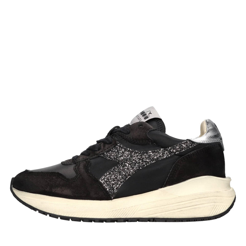 Sneakers in pelle e tessuto 