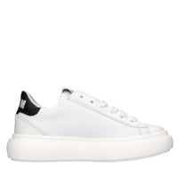 Sneakers in pelle 