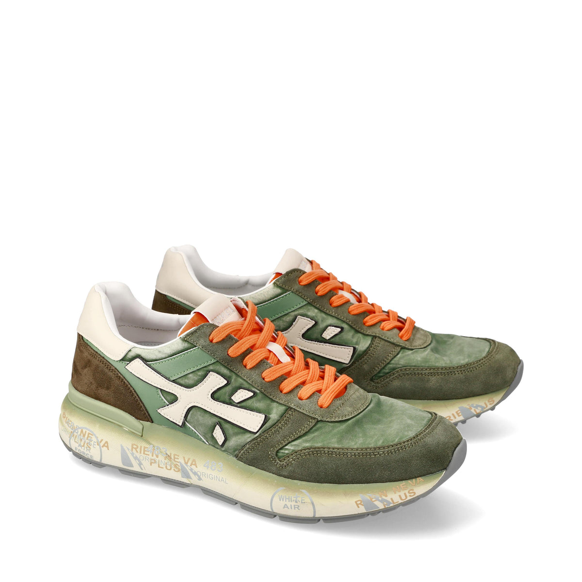 Sneakers in pelle scamosciata, tessuto e inserti in pelle 