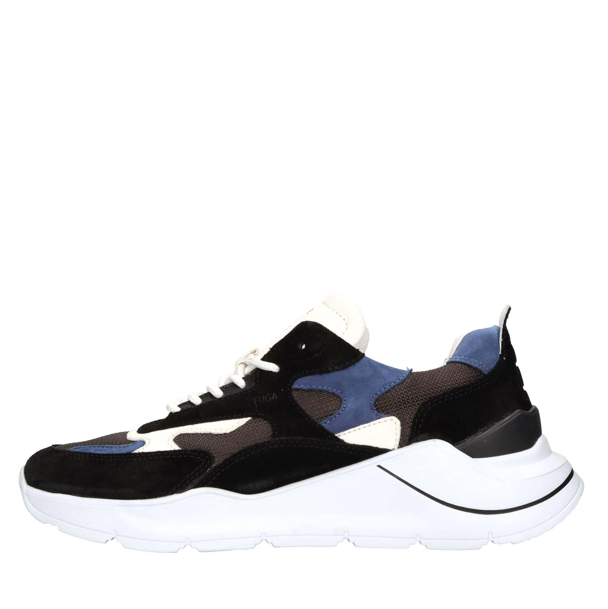 Sneakers in camoscio e tessuto 