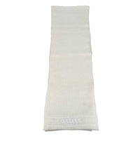 Sciarpa in maglieria misto angora con ricamo bianco 
