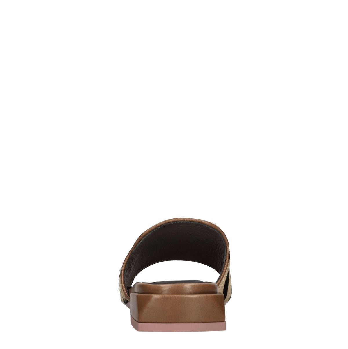 Mules in cavallino 