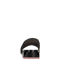 Mules in rafia 