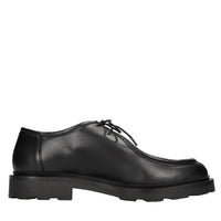Stringate in pelle 