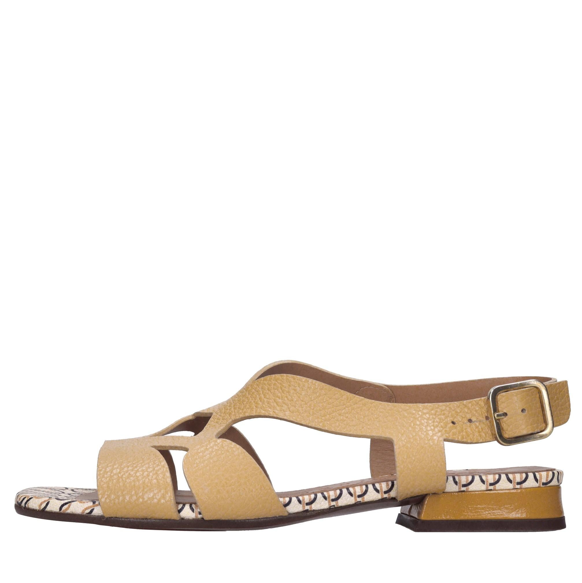 Sandali flat in pelle 