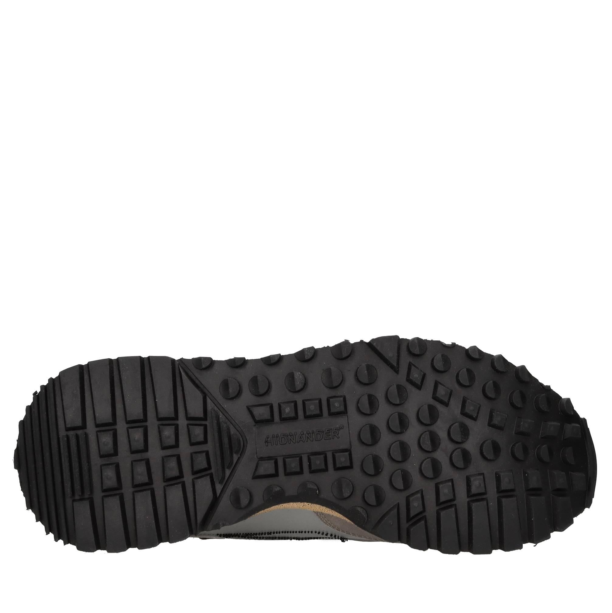 Sneakers in pelle e tessuto 
