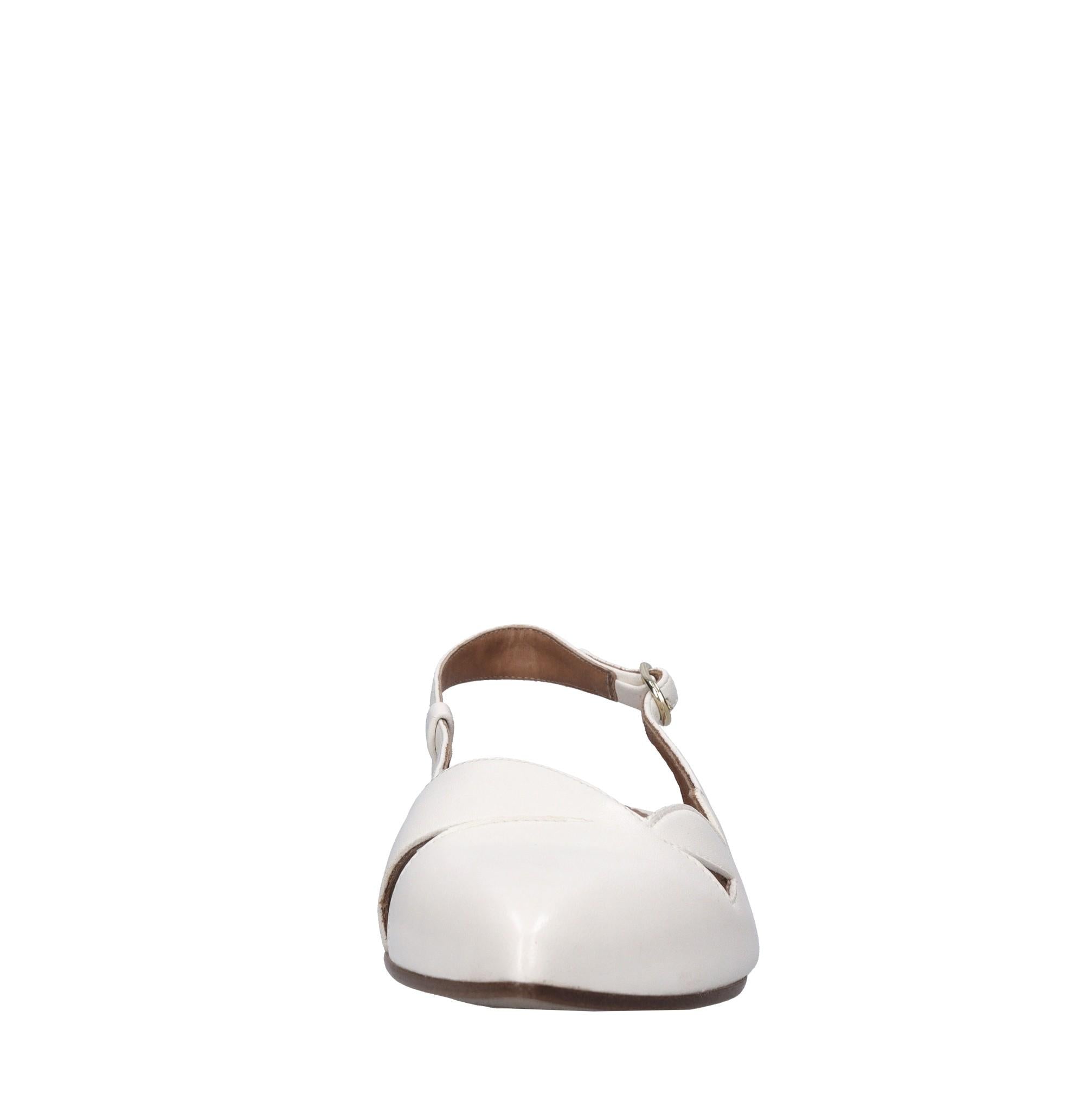 Décolleté slingback in pelle 