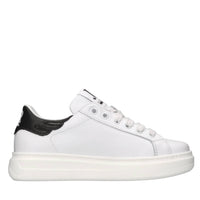 Sneakers in pelle 