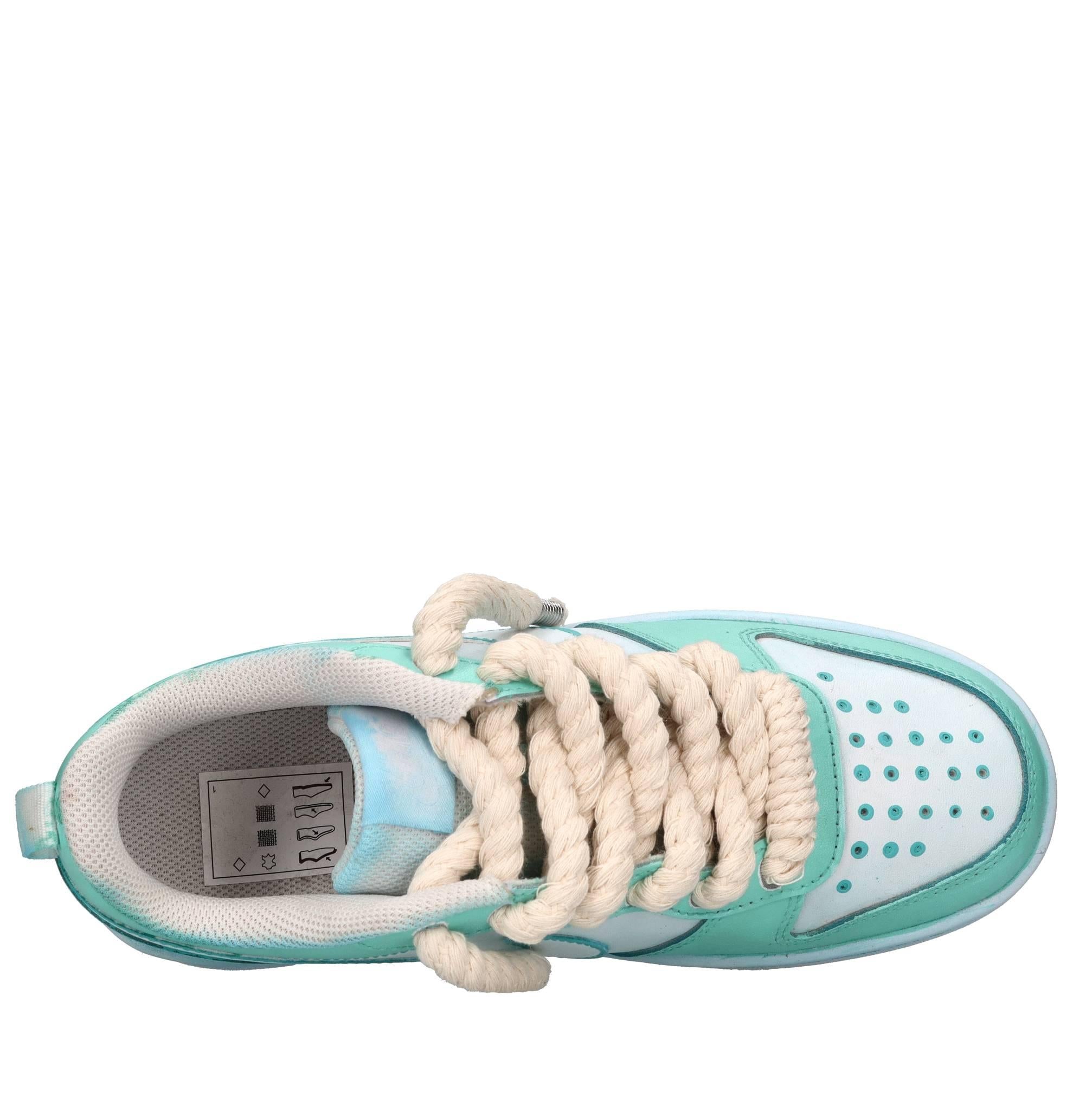 Sneakers in pelle 