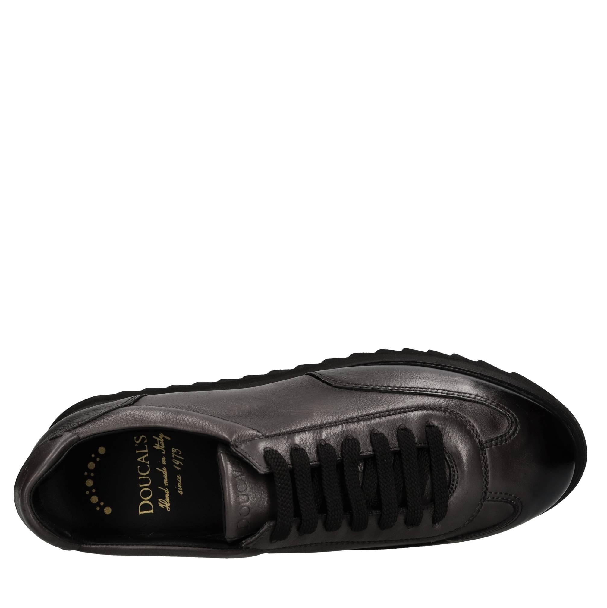 Sneakers in pelle 