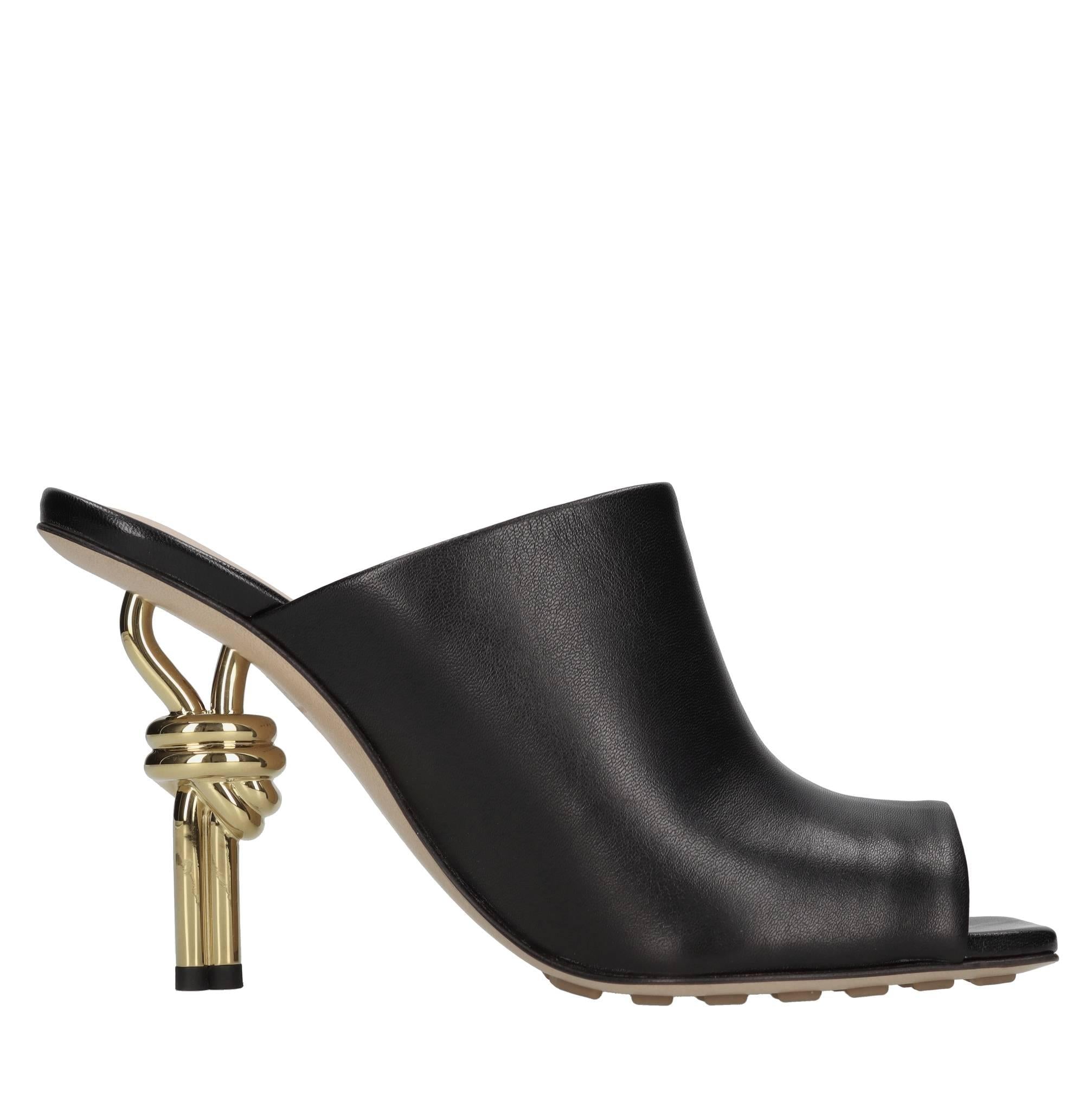 Mules in pelle 