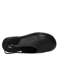 Flat in pelle 