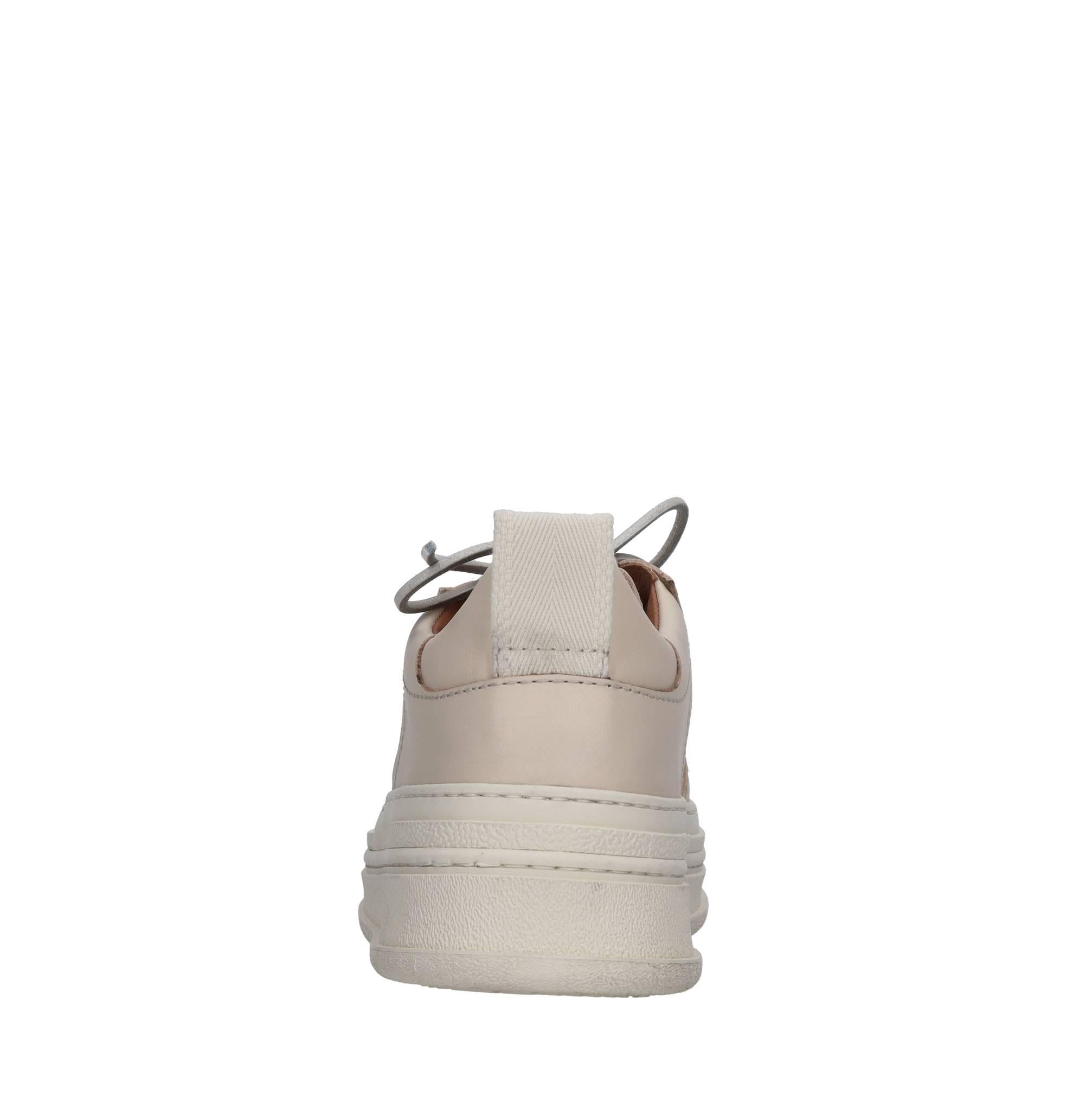Sneakers in pelle 