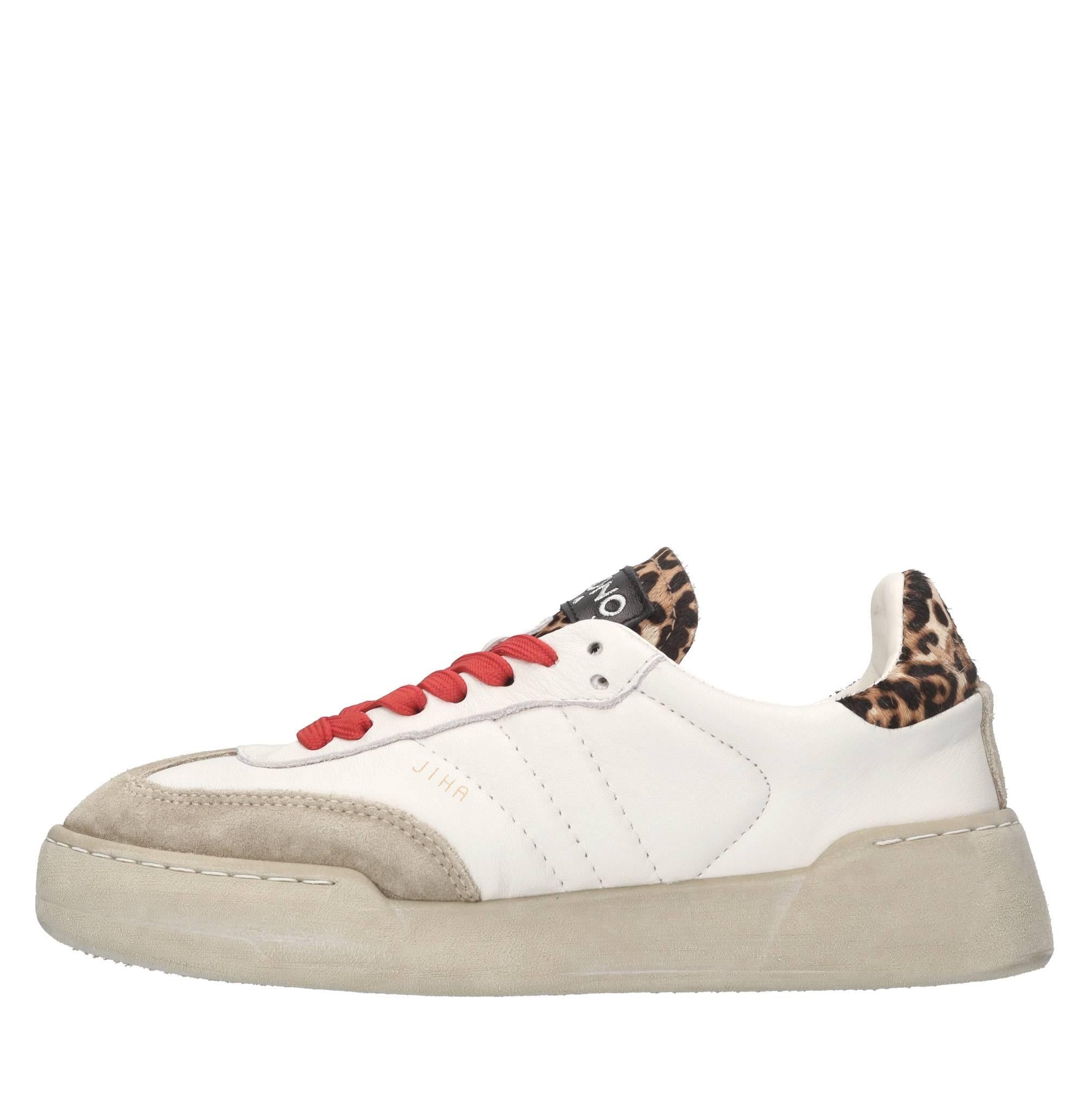 Sneakers in pelle 