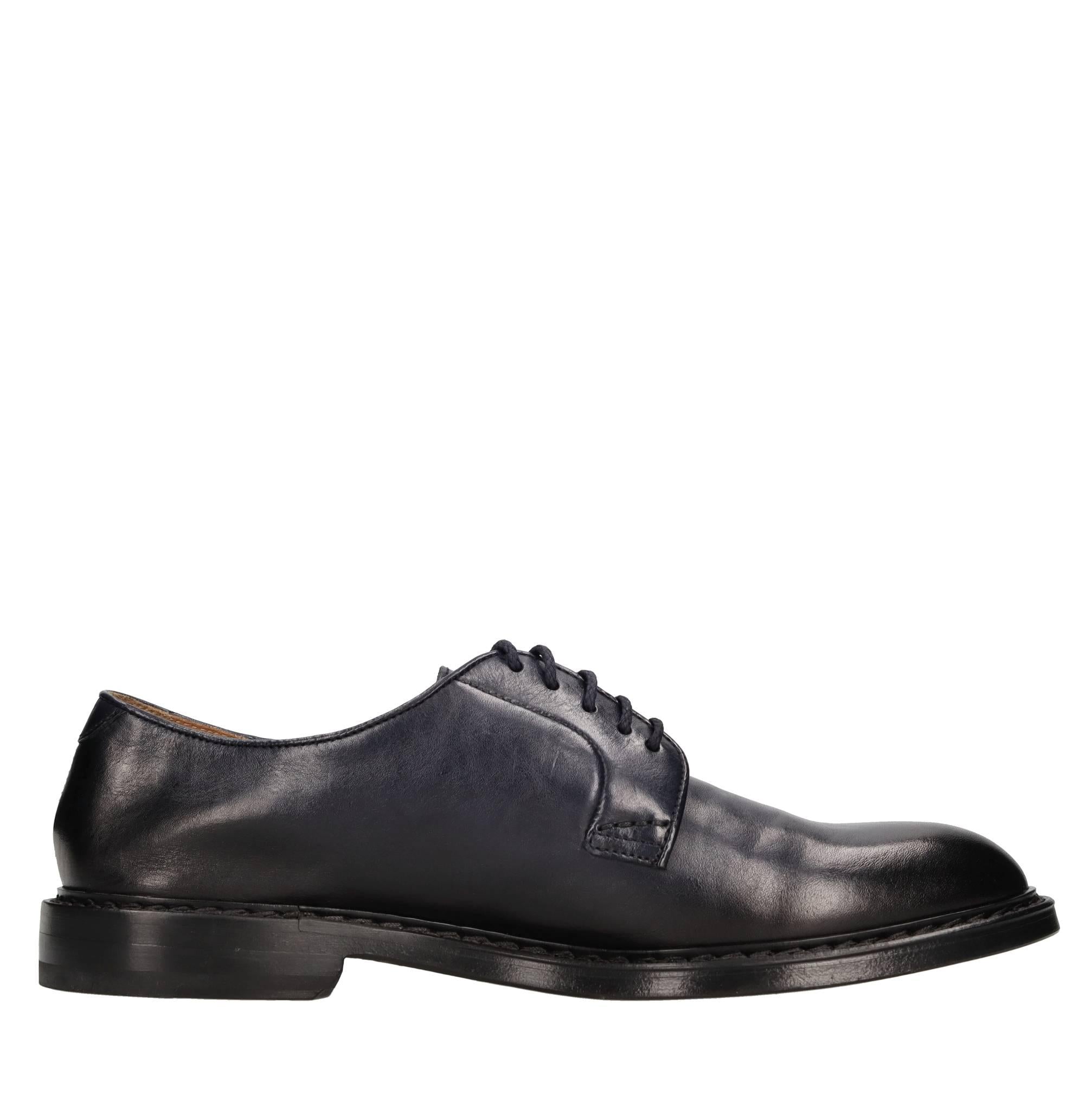 Stringate in pelle 