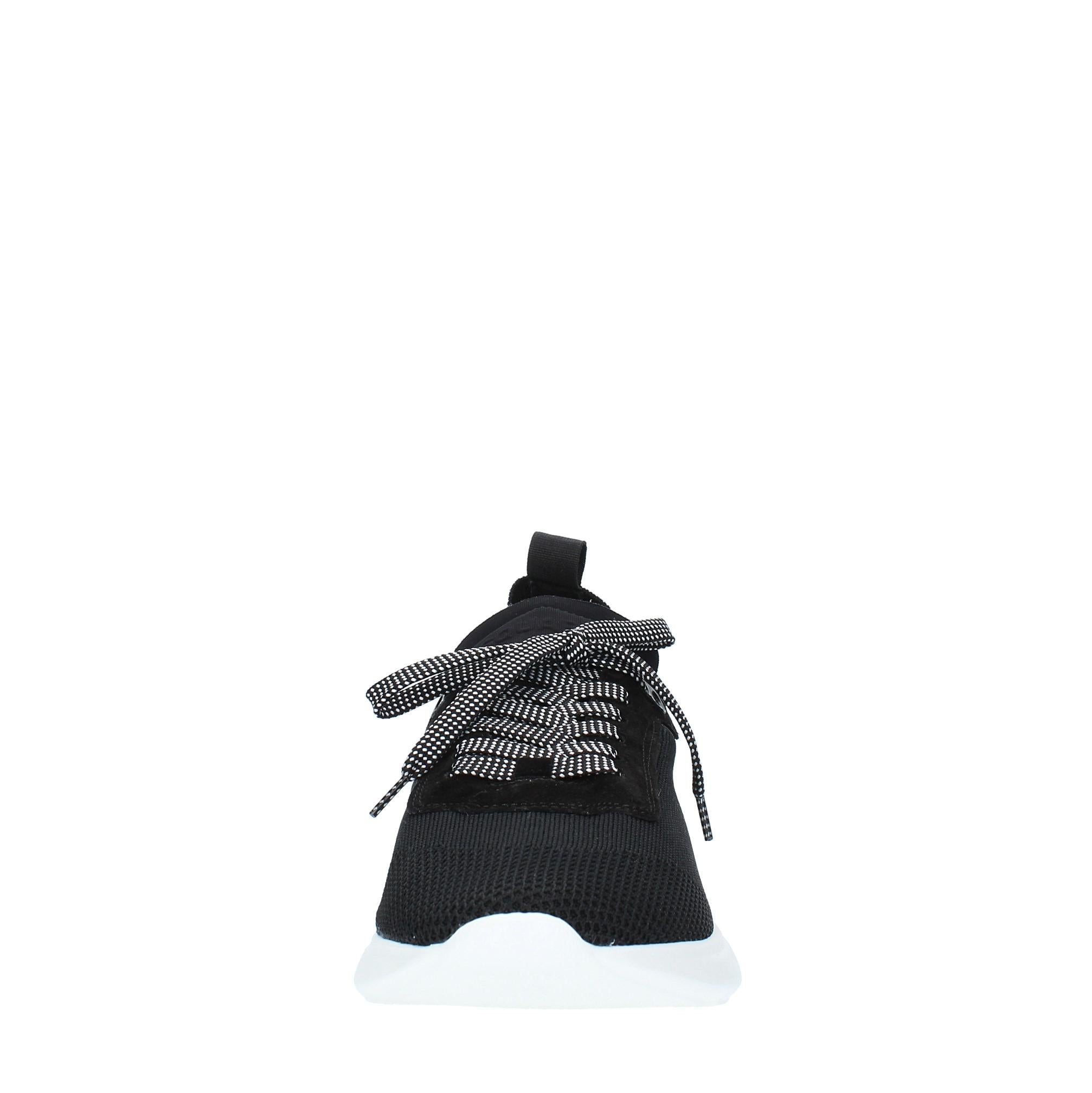 Sneakers in tessuto e pelle 