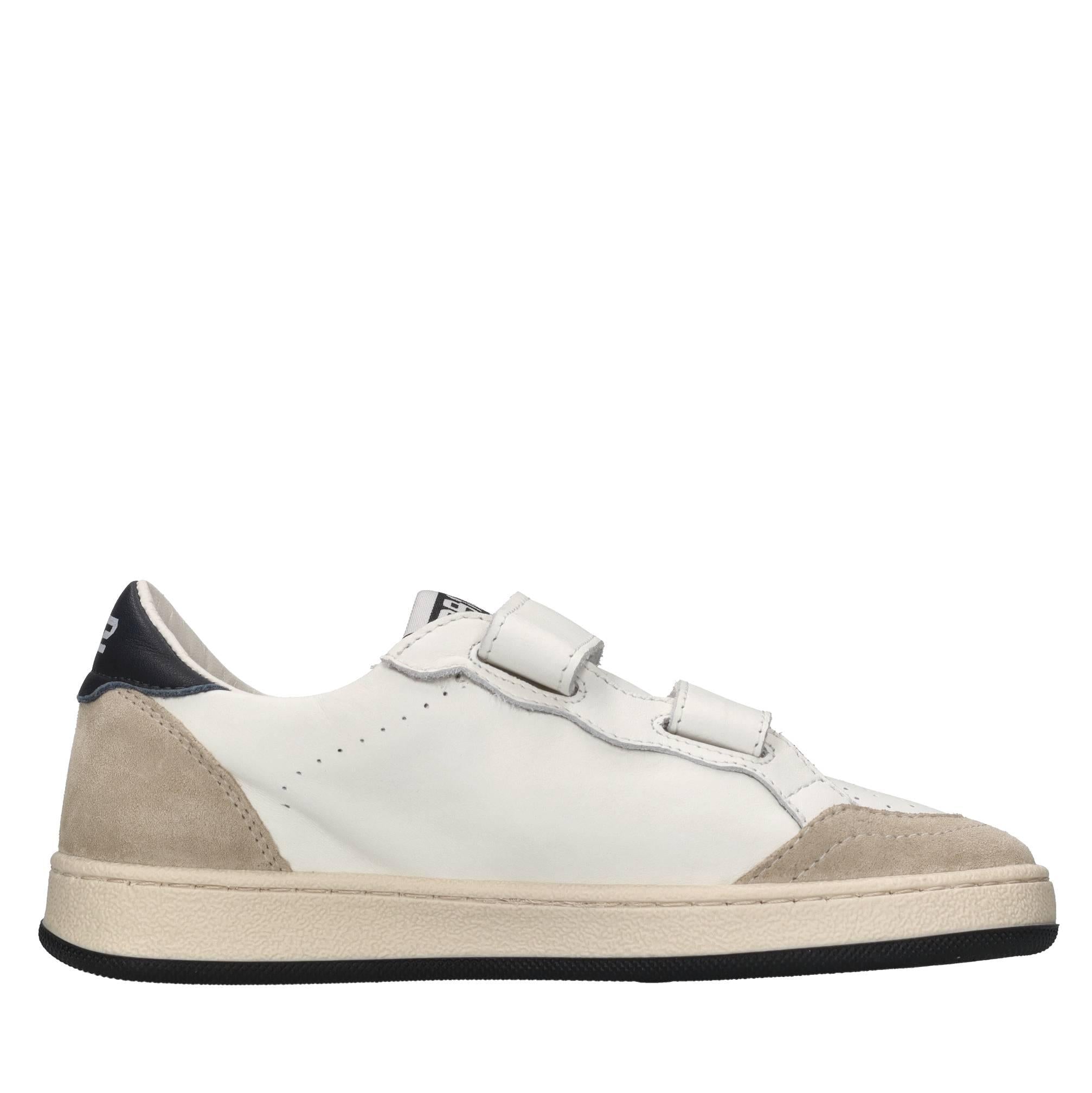Sneakers in pelle 