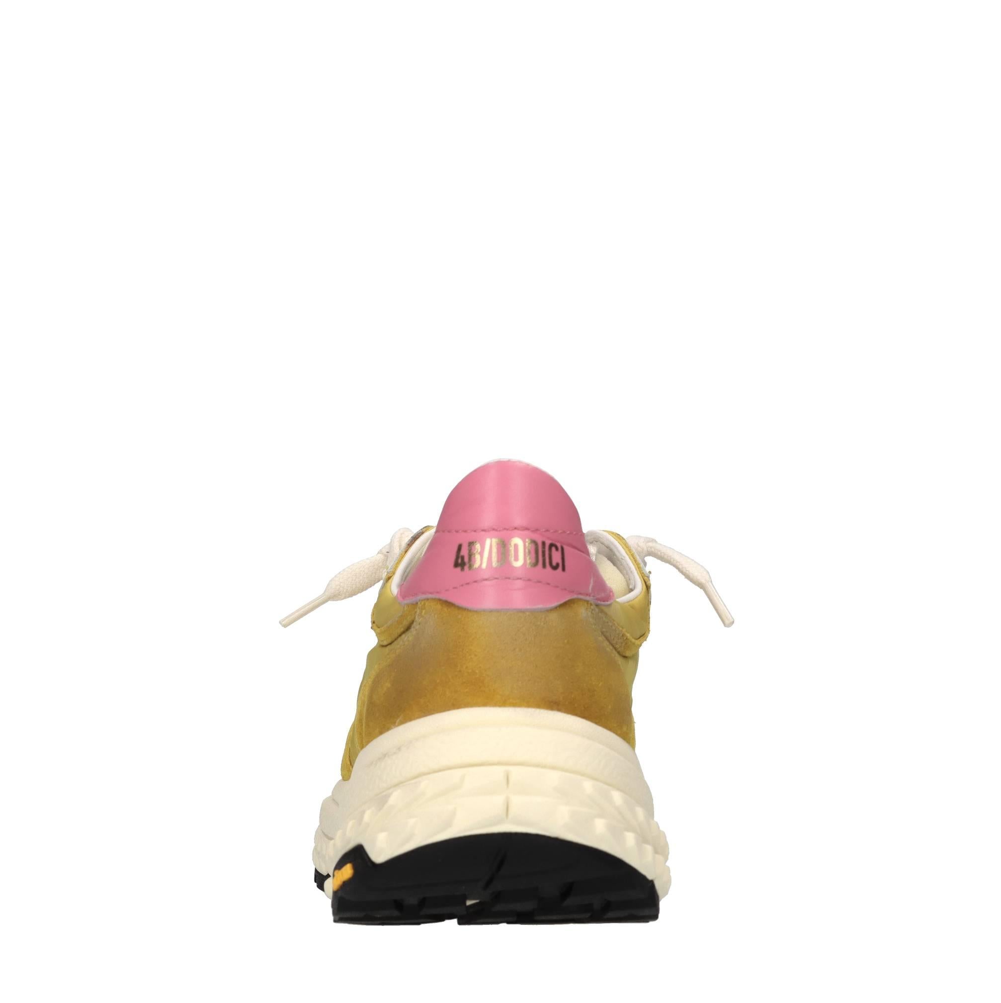 Sneakers in pelle e tessuto 