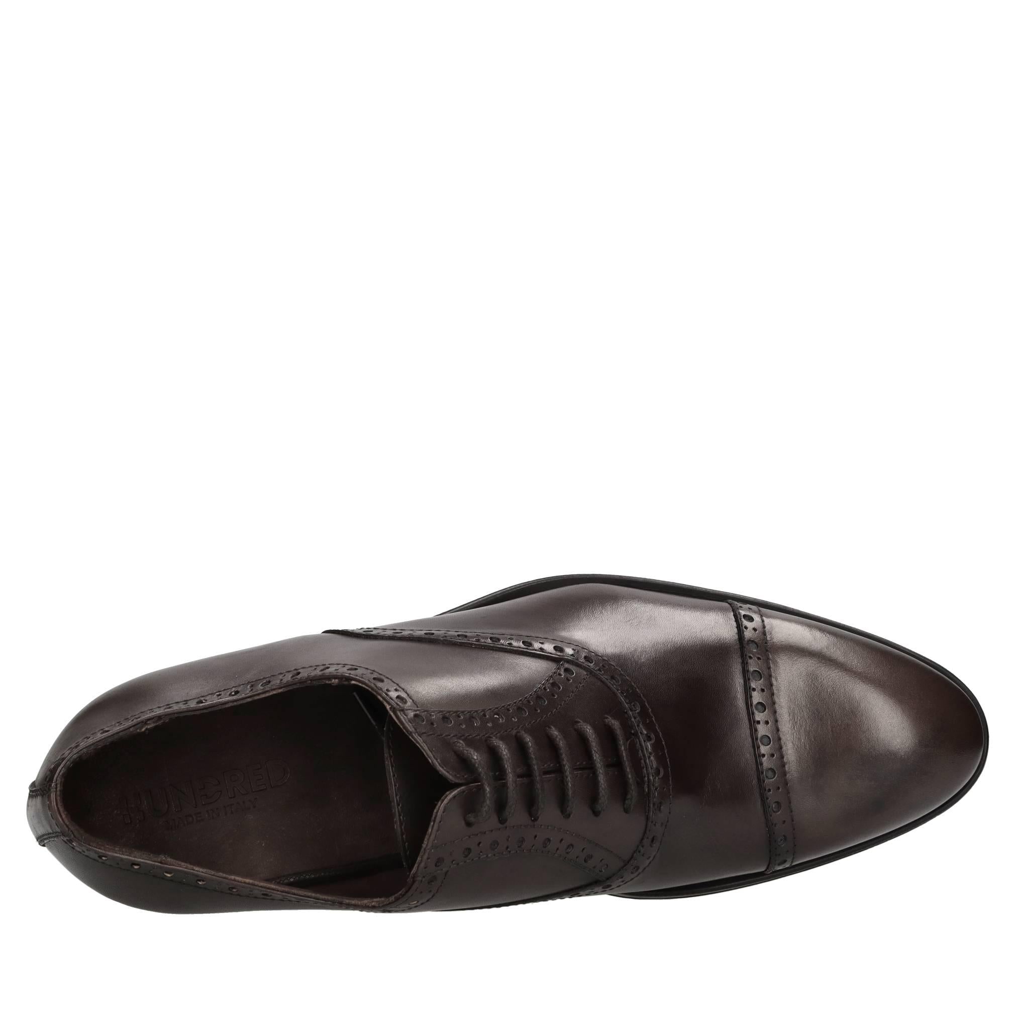 Stringate in pelle 