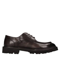 Stringate in pelle 