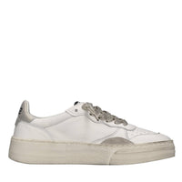 Sneakers in pelle 