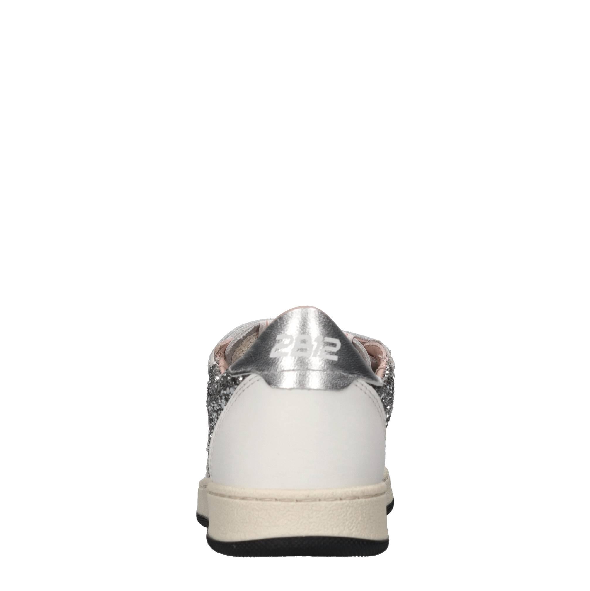 Sneakers in pelle e glitter 