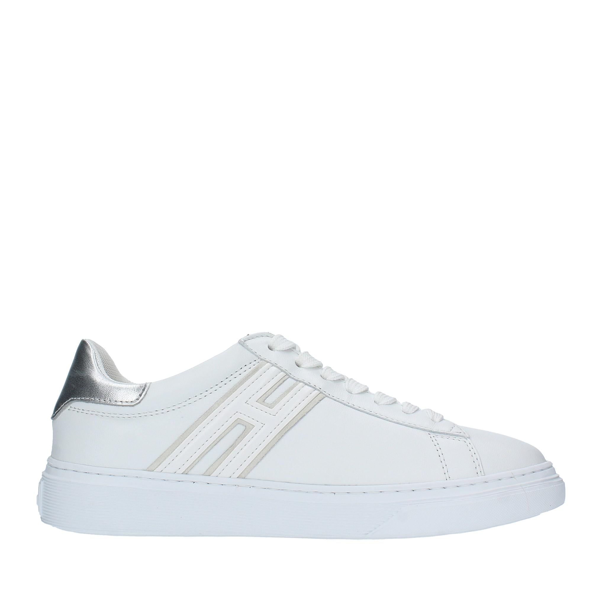 Sneakers in pelle 
