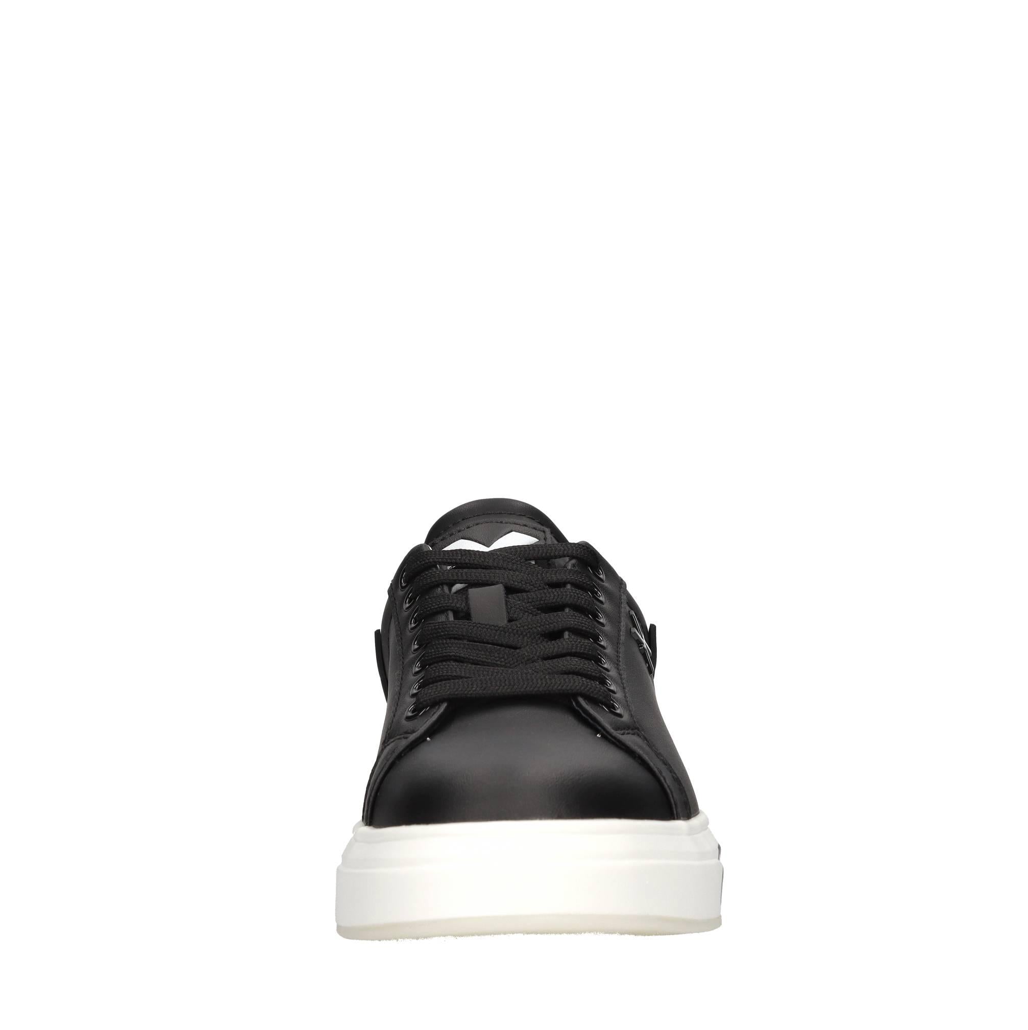 Sneakers in pelle 