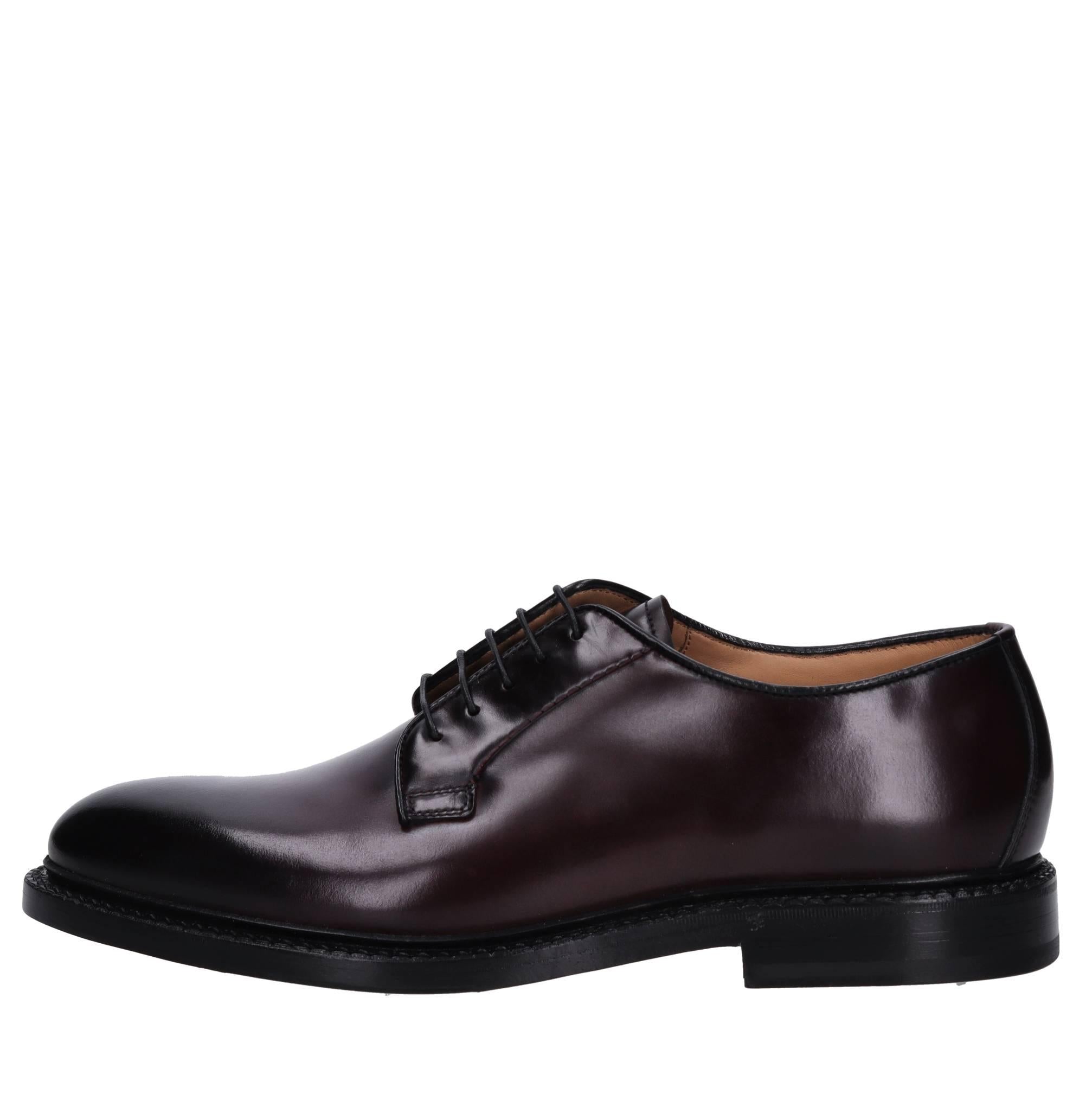 Stringate in pelle 