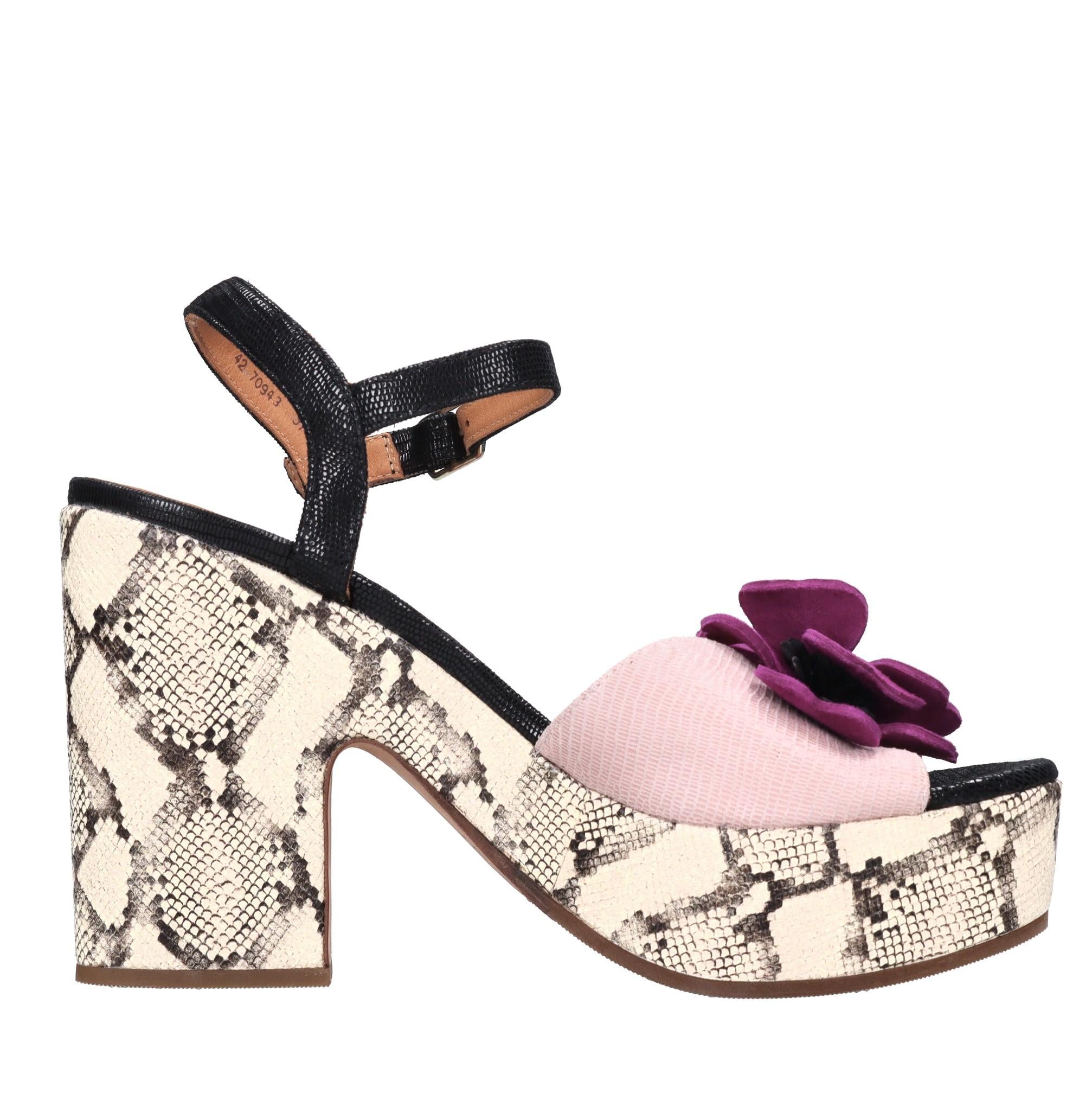 Sandali in pelle 