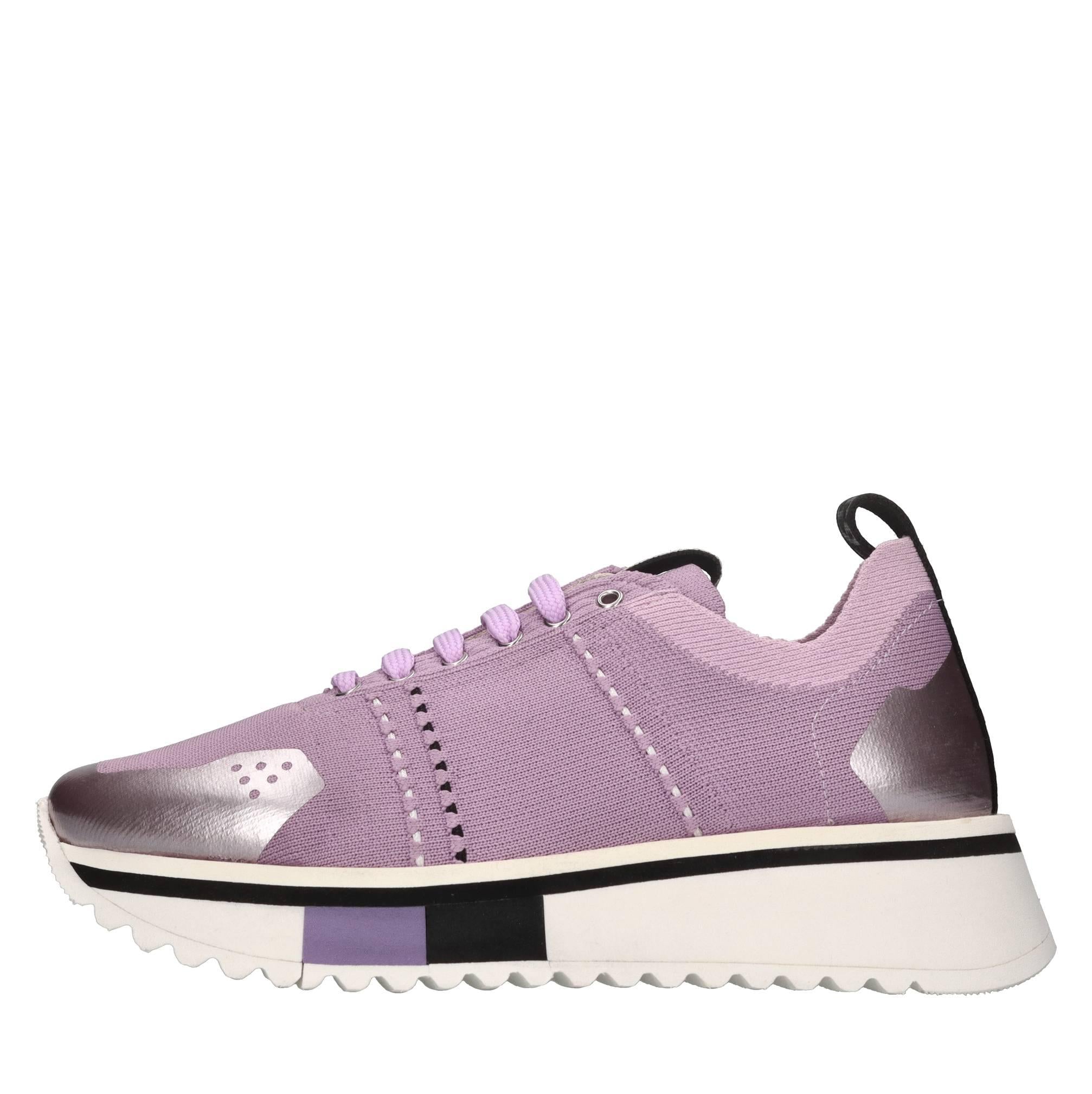 Sneakers in tessuto 
