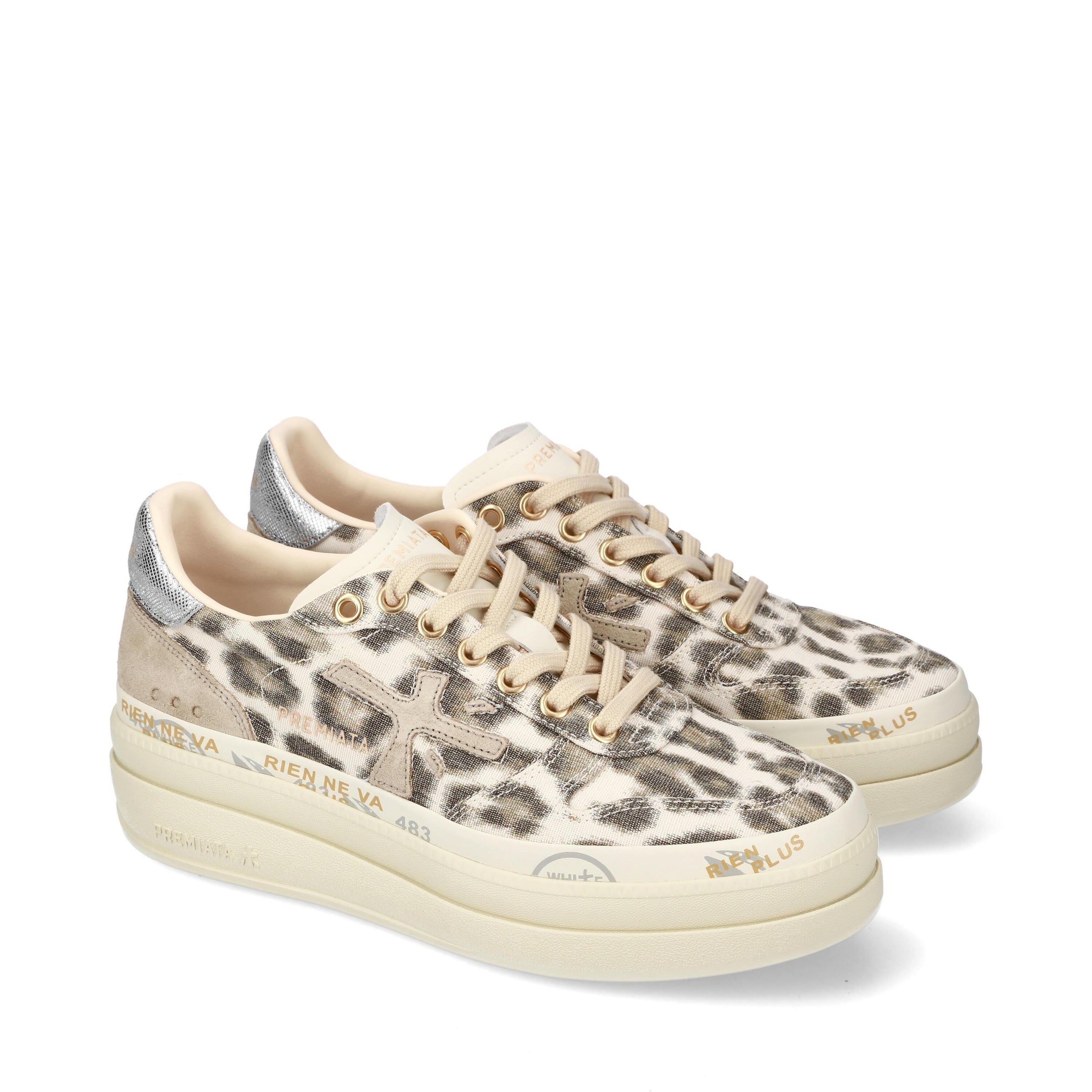 Sneakers in pelle scamosciata e tessuto 