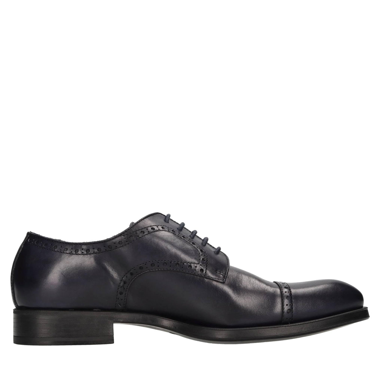 Stringate in pelle 