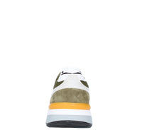 Sneakers in pelle e tessuto 