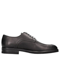 Stringate in pelle 