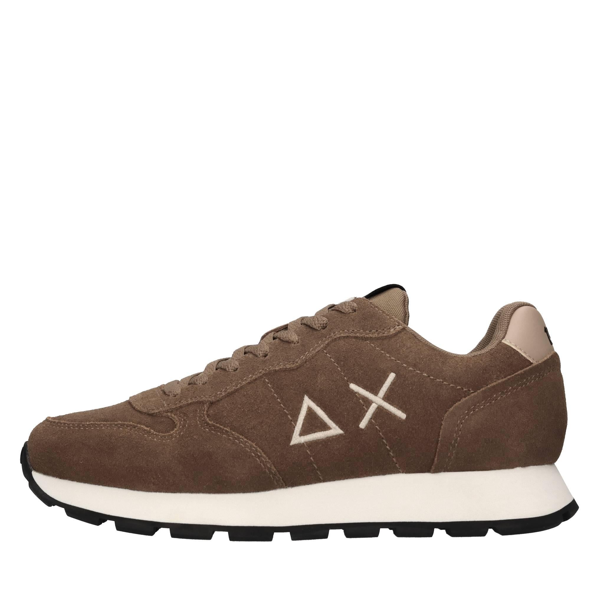Sneakers in camoscio e tessuto 