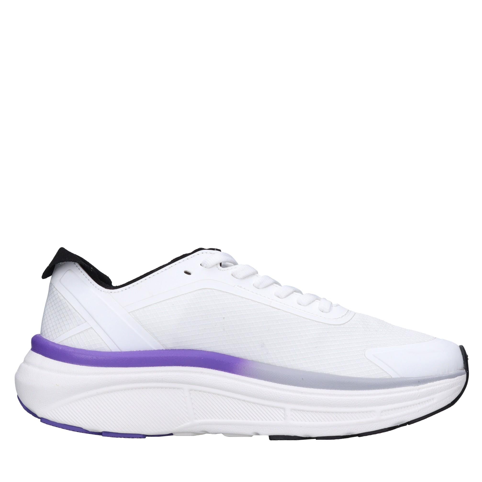 Sneakers in ecopelle e tessuto 