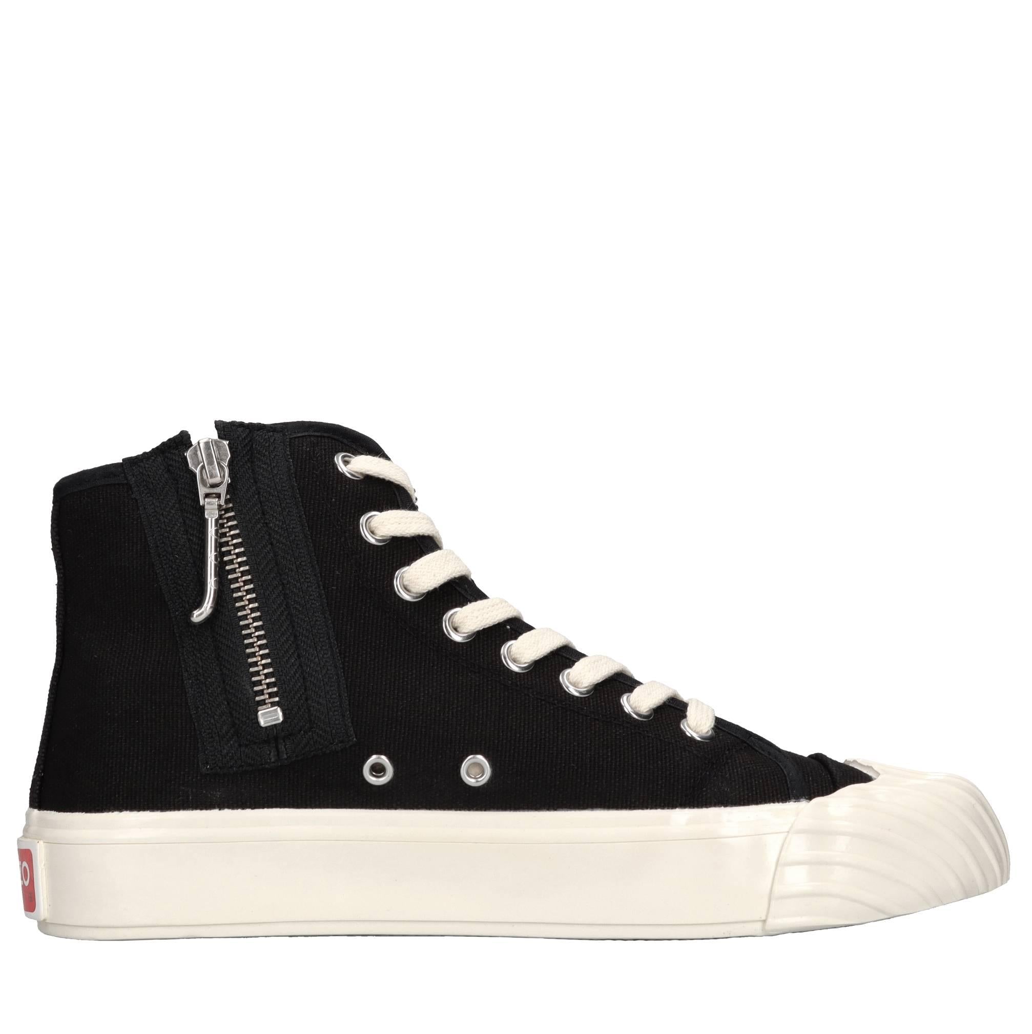 Sneakers in tessuto 