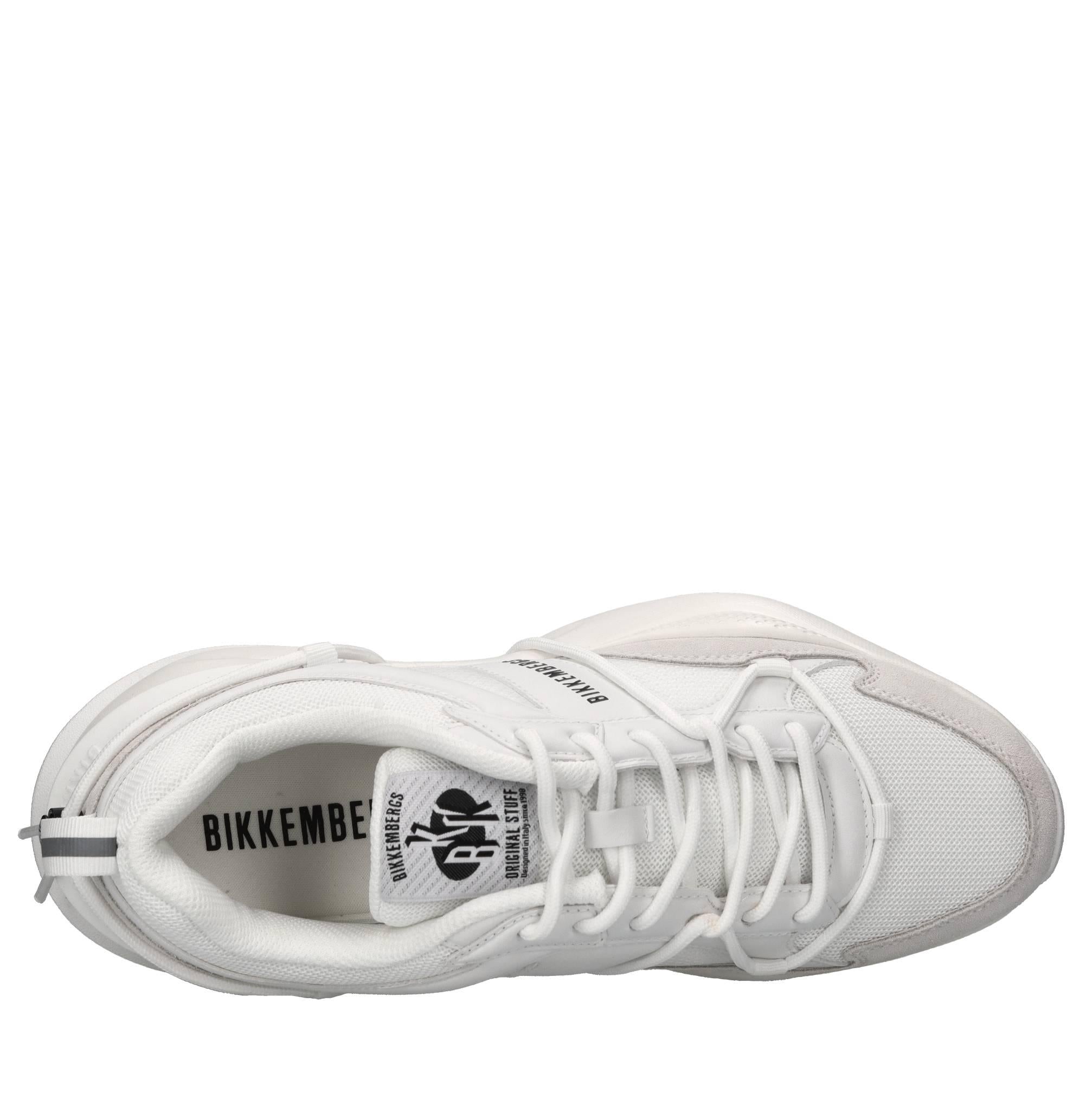 Sneakers in pelle,ecopelle e tessuto 