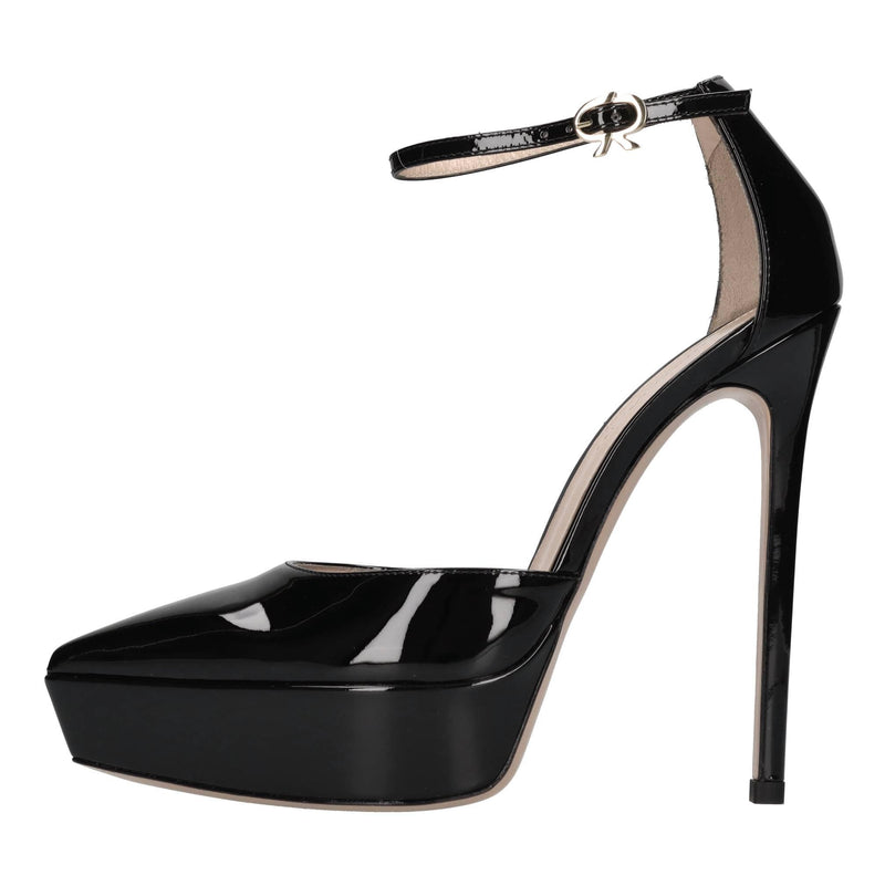 Décolleté slingback in vernice 