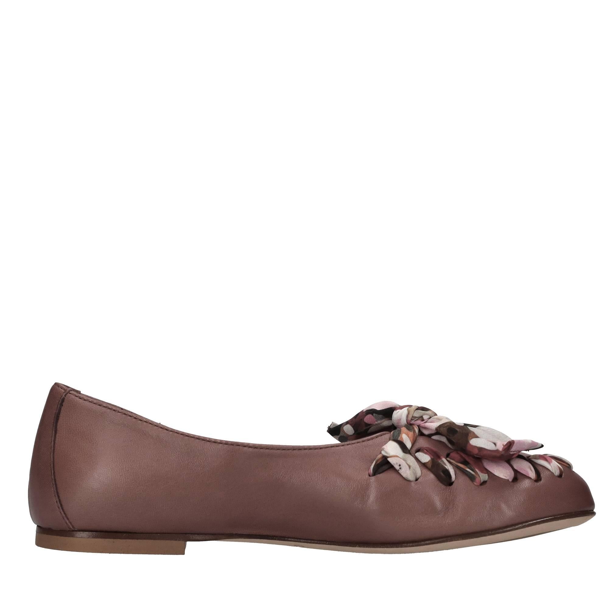 Ballerine in pelle e tessuto 