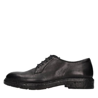Stringate in pelle 