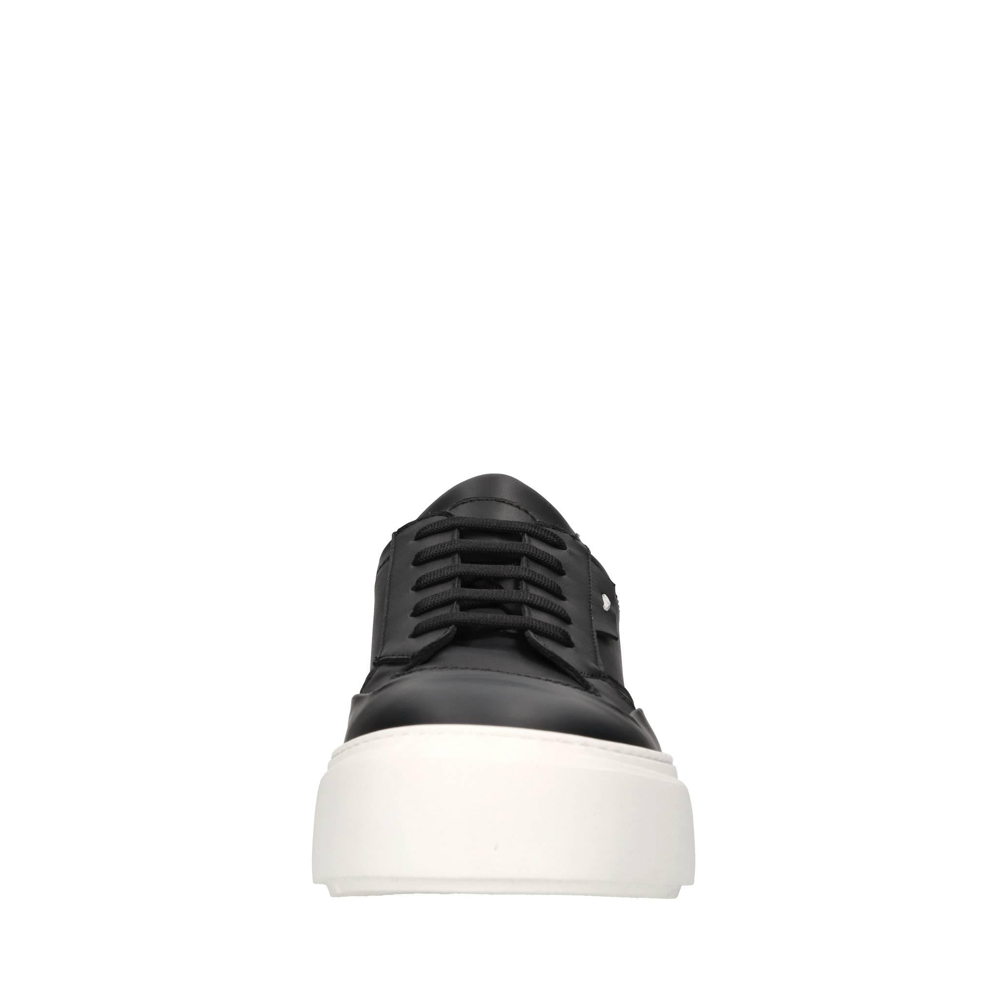 Sneakers in pelle 